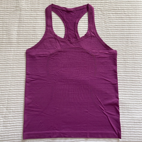 Lululemon Swiftly Tech Tank Top 2.0 in Vivid Plum (Size 10) - Picture 2 of 6